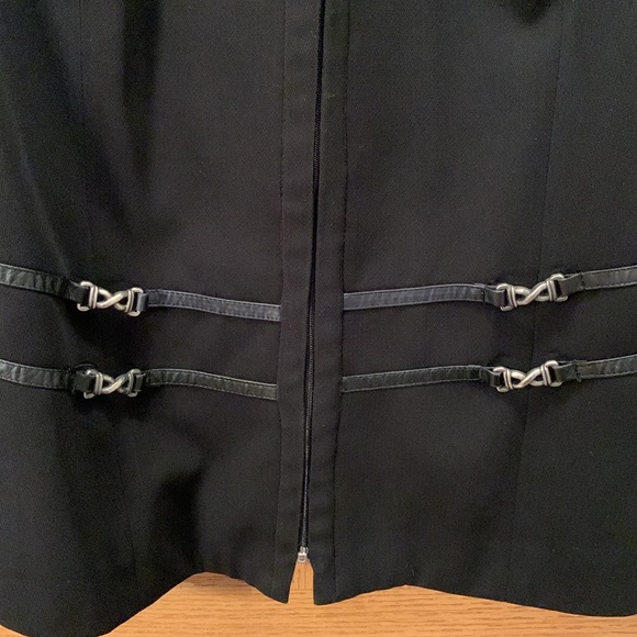 Modest ConradC Woman dressy long sleeve black jacket - Picture 6 of 10